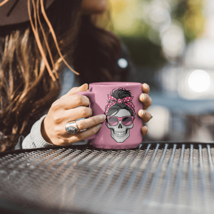 Contemporary Skull Art Featuring Trendy Sunglasses And A Stylish Headscarf.