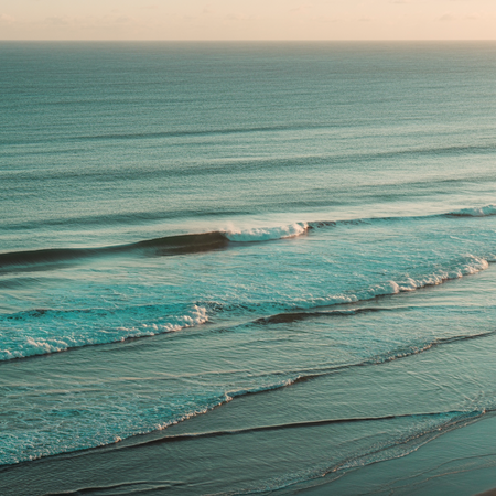 Smooth Ocean Waves Rolling Forward – 6s Calming Stock Video